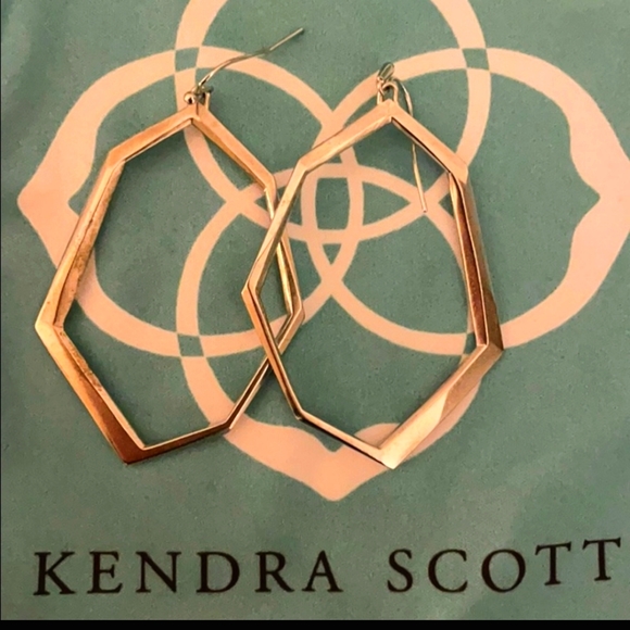 Kendra Scott Jewelry - Kendra Scott Rhodium Lindsey
